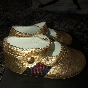 Gucci Ballerina Gold Web Stripe. AUTHENTIC